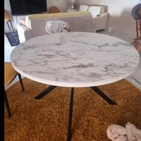 Tavolo rotondo in gres porcellanato allungabile 