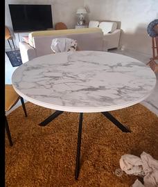 Tavolo rotondo in gres porcellanato allungabile 