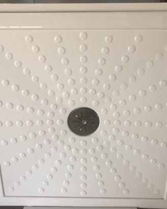 Piatto doccia per bagno disabili