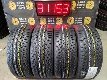 PARI AL NUOVO 4 GOMME INVERNALI 215 45 18 BARUM