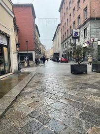 Attività / Licenza di 27 m² con 1 locale a Parma