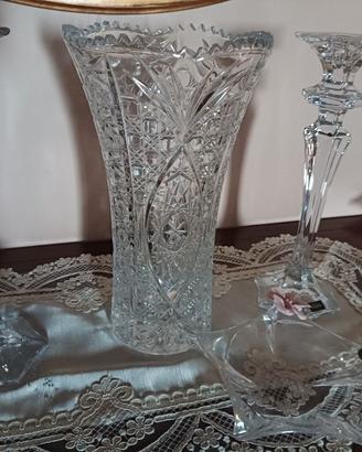 Vaso con Candelabri e ceneriera 