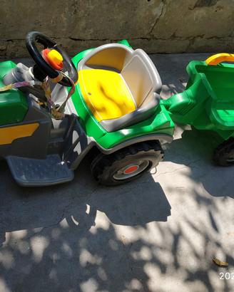 trattore  a batteria ricaricabile  con rimorchio