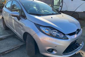Ford Fiesta 1.4 TDCi 5p. 2011 incidentata