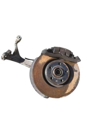 Montante anteriore sinistro Audi A6 4F 3.0 tdi 233