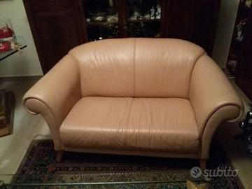 Set Divani da salotto 2divani in pelle 2 e 3 posti
