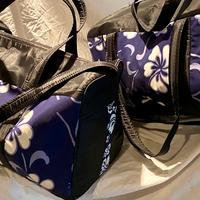 2 Borse a fiori blu e bianchi