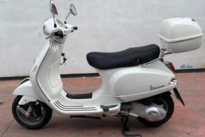 Vespa LX 150