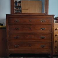 Comò dei primi del '900 con specchio + comodino