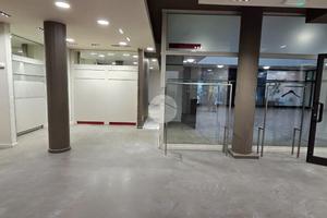 NEGOZIO A RIVOLI