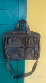 Borsa 24 ore Tumi marrone