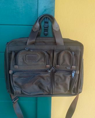 Borsa 24 ore Tumi marrone