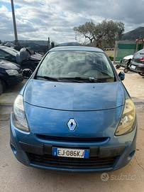 RENAULT CLIO 2011