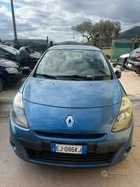 RENAULT CLIO 2011