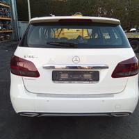 RICAMBI USATI AUTO MERCEDES CLASSE B 2016 607951