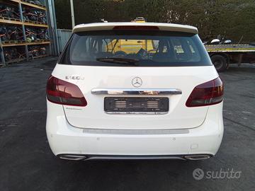 RICAMBI USATI AUTO MERCEDES CLASSE B 2016 607951