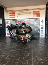 Honda gold wing 1800