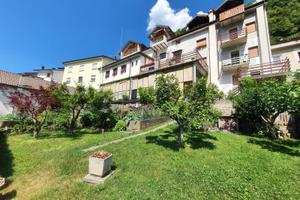 DUE APPARTAMENTI DALLA VISTA PANORAMICA