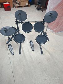 alesis turbo mesh kit  batteria elettronica