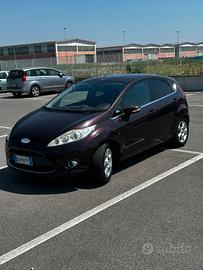 UNICO PROPRIETARIO FORD FIESTA GPL