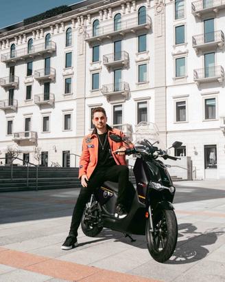 SUPER SOCO CPX VMOTO ELETTRICO L3 = 125cc 2 BATTER