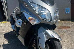 Yamaha Tmax