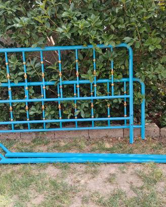 Struttura letto matrimoniale di ferro