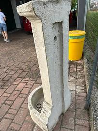 Colonnina d’acqua per giardino