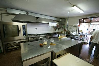 Attrezzatura da cucina profe