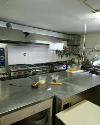 Attrezzatura da cucina profe