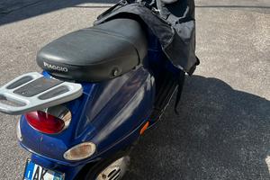 Vespa et4 150