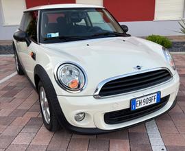 Mini 1.6 16V One (55kW)