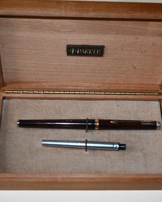 Penna stilografica PARKER 180 LAQUE TART