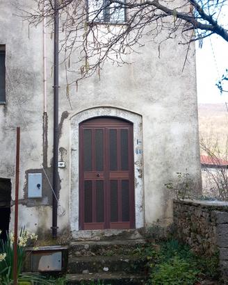 Casa veduta panoramica a Filignano (Molise)