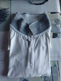 Polo bianca con colletto grigio