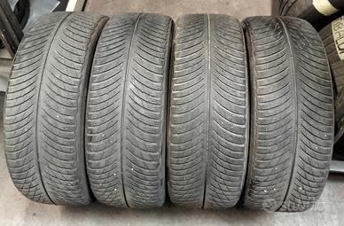 Gomme invernali Michelin 215 50 18