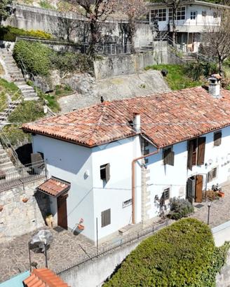 VILLA SINGOLA A ALMENNO SAN BARTOLOMEO