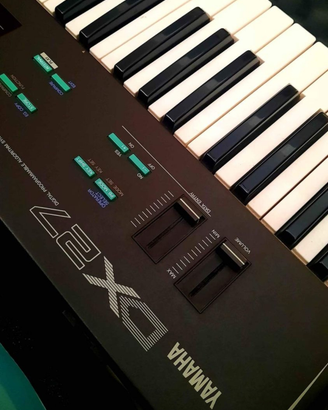 Yamaha dx27 DX27 dx-27 DX-27