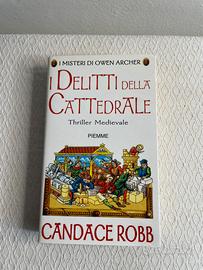I delitti della cattedrale - Candace Robb (Piemme)