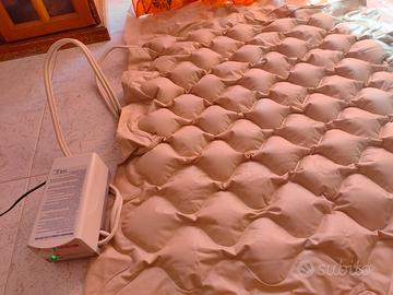 Materasso antidecubito a bolle d'aria