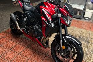 Suzuki gsx s 750 Youngen carbon