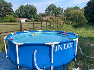 Piscina intex 