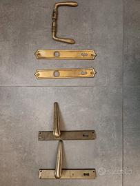 Antiche maniglie porta