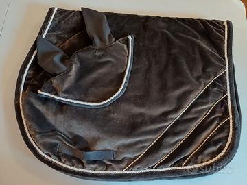 sottosella e cuffietta fatti a mano