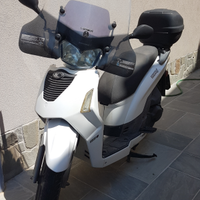 People Kymco 200i