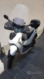 People Kymco 200i