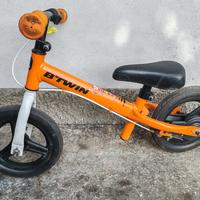balance bike Btwin