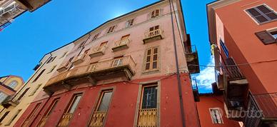 Edificio - Appartamenti in centro Storico Biella