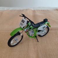 Modellino Moto Kawasaki KX 250F Maisto 