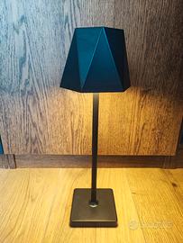 Table lamp / Lampada da tavolo